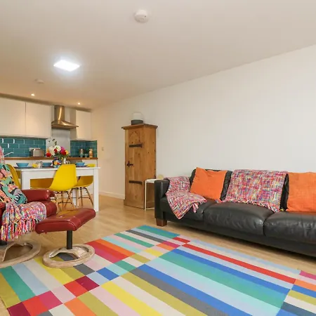 Bailey Apartment